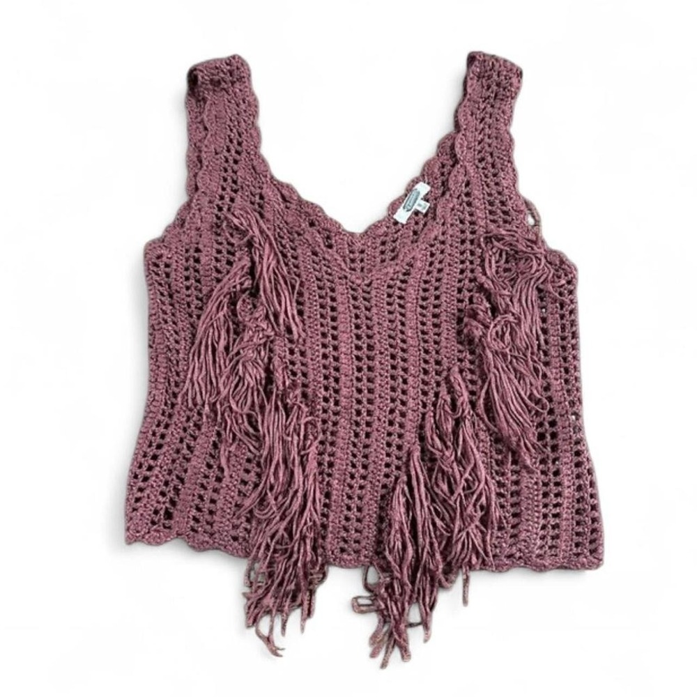 Gimmicks Crochet fringe top with a boho vibe